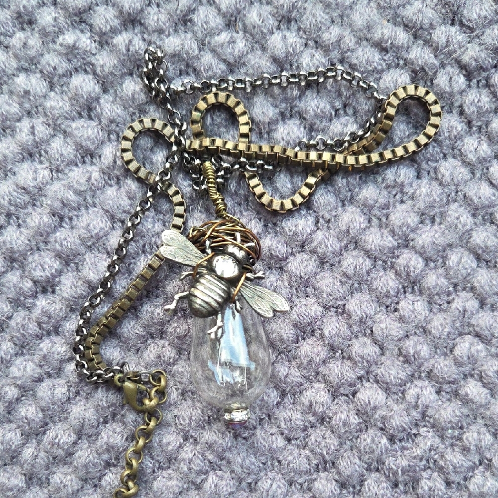 Elegant Silver and Bronze Tone Bee Steam Punk Pendant Necklace
